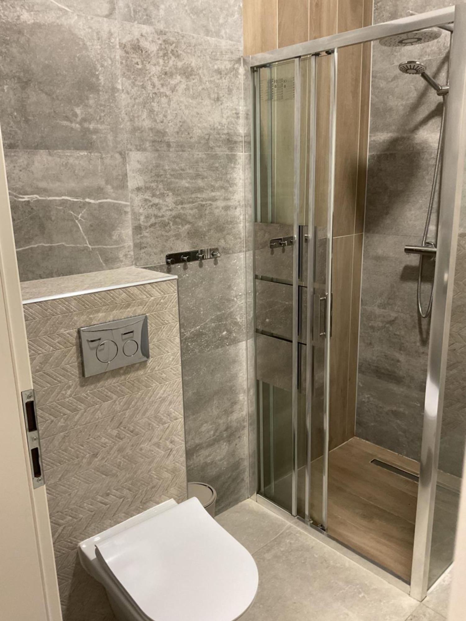 Omorika Na Zamkowej Appartement Krakau Buitenkant foto