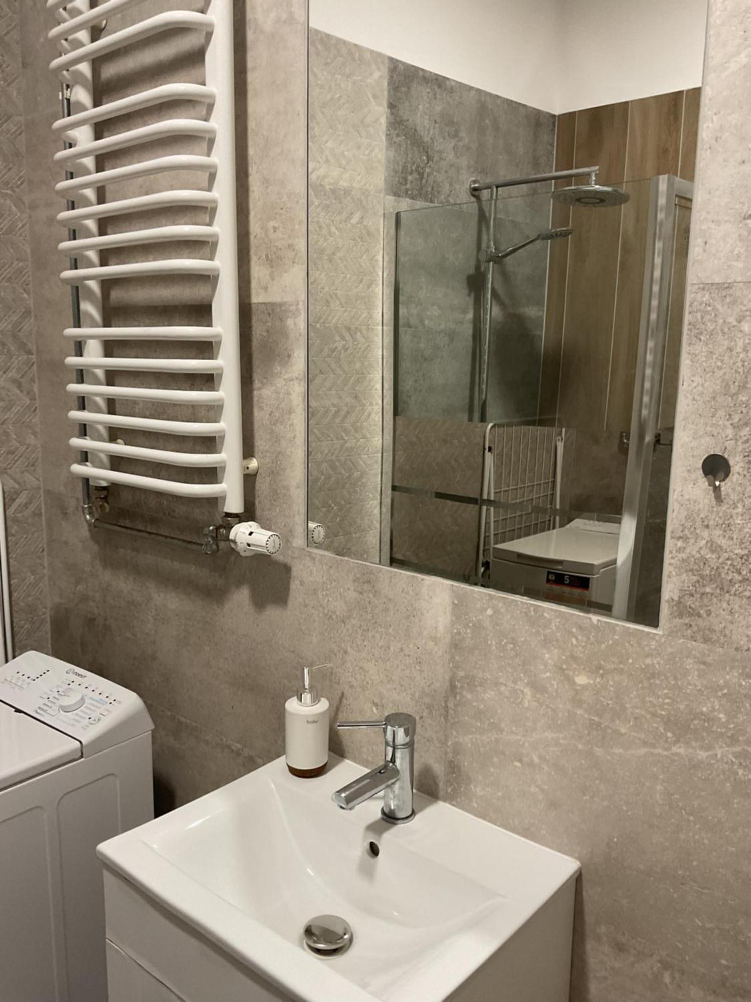 Omorika Na Zamkowej Appartement Krakau Buitenkant foto